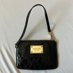 Michael Kors wristlet